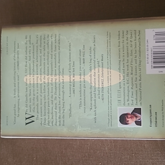 The Disappearing Spoon: And Other True Tales of Madness, Love - Picture 2 of 3